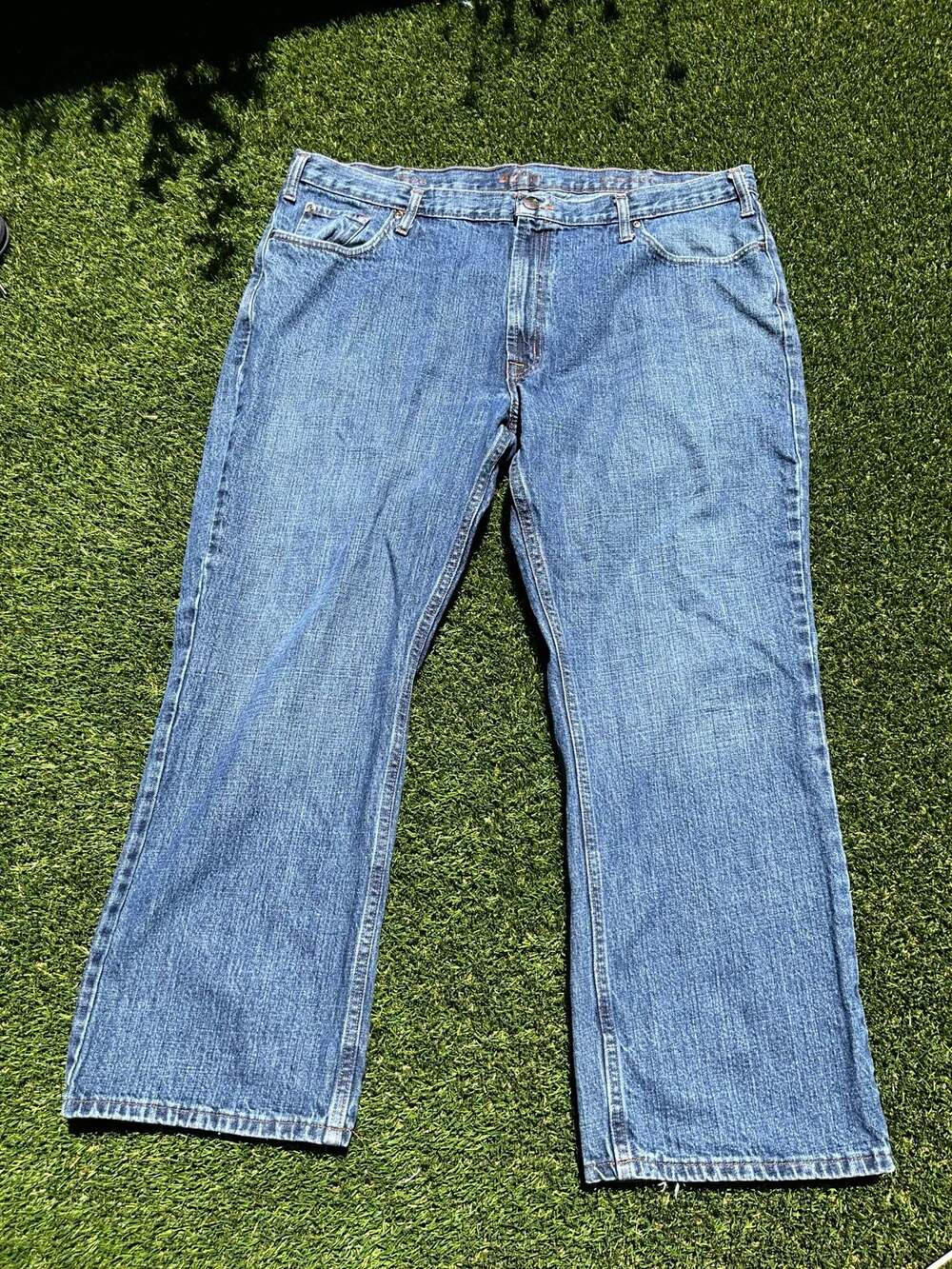 Haggar Men's Classic Fit Blue Denim Jeans, Size 42x30